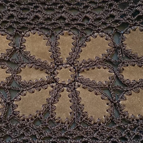 Nine West Crochet and Leather
Handbag Purse Brown Floral Circle
Handle Boho - Picture 5 of 6